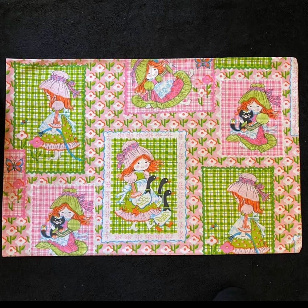 Vintage girl pillowcase Will Byers Stranger Things Season 5 scene
